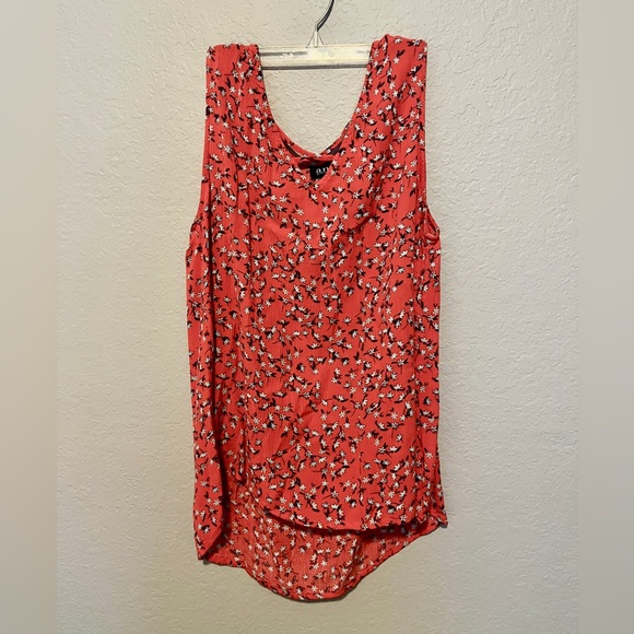 A.N.A Orange Floral Tank Top w/ Criss Cross Neckline - Picture 3 of 4